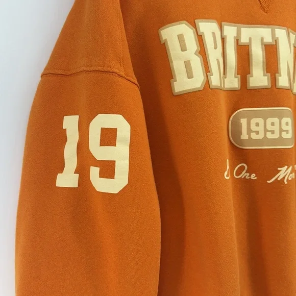 Brittney Spears 1999 Oversized Cotton Sweatshirt Baby One More Time Size Med - Picture 4 of 9